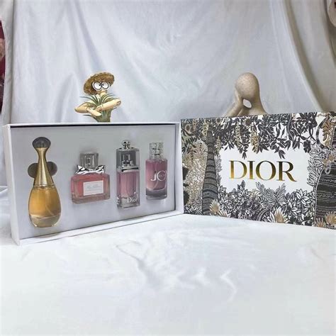 replica perfume wholesale china|perfumes that smell like originals.